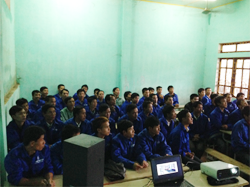 Vietnam Manpower has recruited and supplied around 400 Vietnamese workers to Nesma & Partner (3rd Recruiting Campaign) successfully on Oct 16,17 & 19, 20  2013.