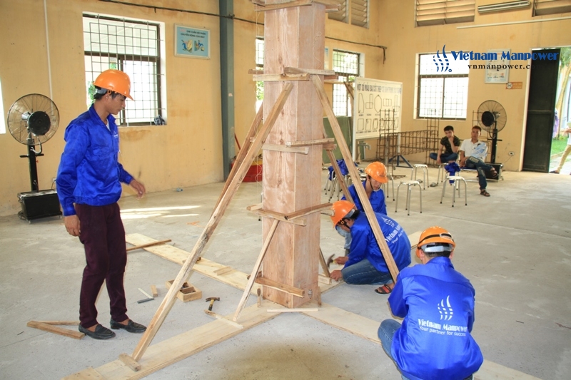 Vietnam Manpower successfully recruiting 60 construction workers for Dubai Client 5