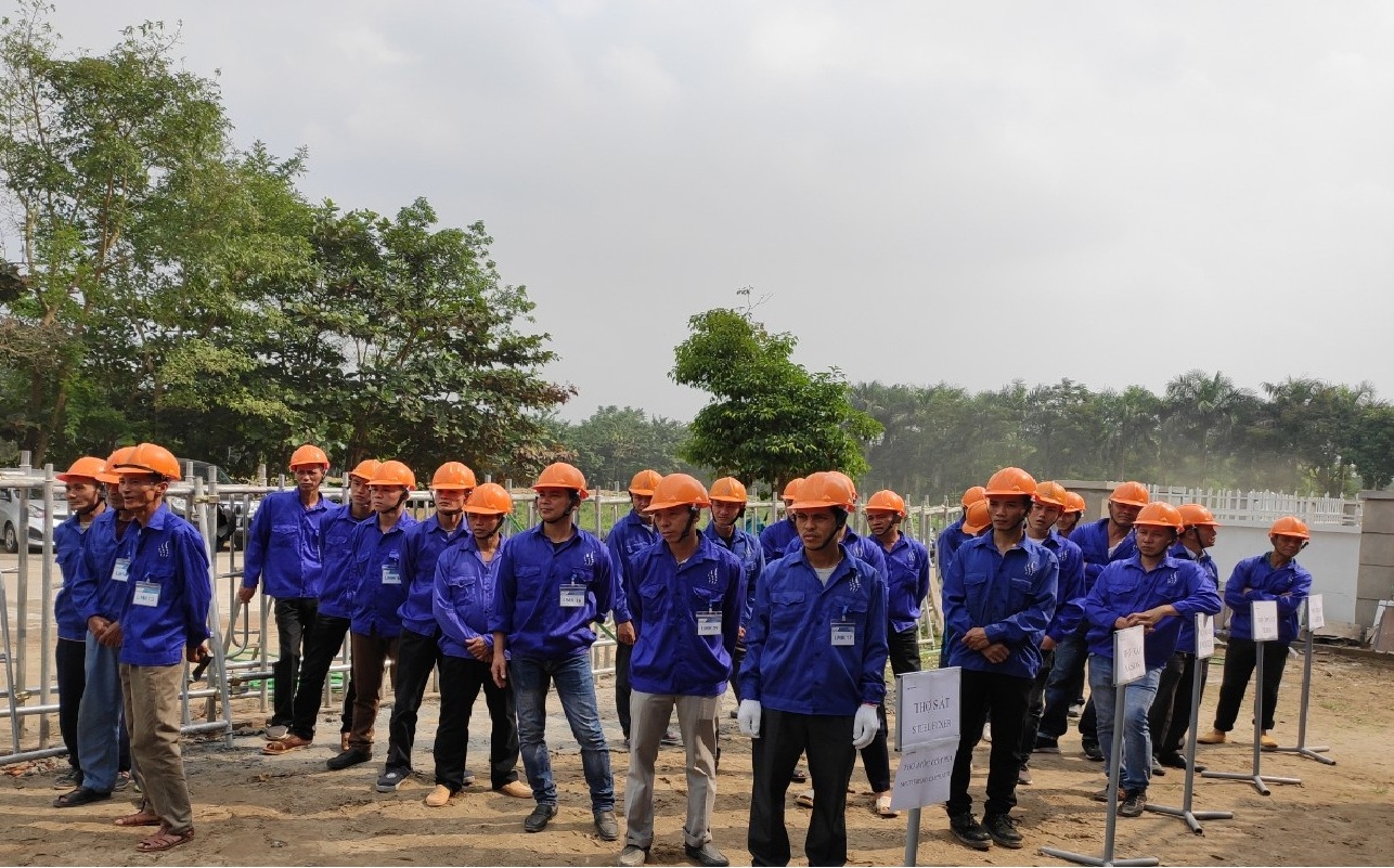 vietnam manpower, vietnamese workers