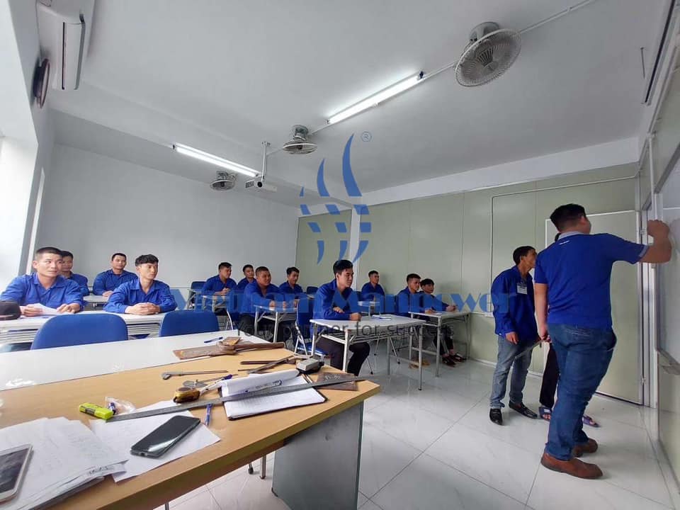 Vietnam Manpower provides assembly workers for car factory in Romania
