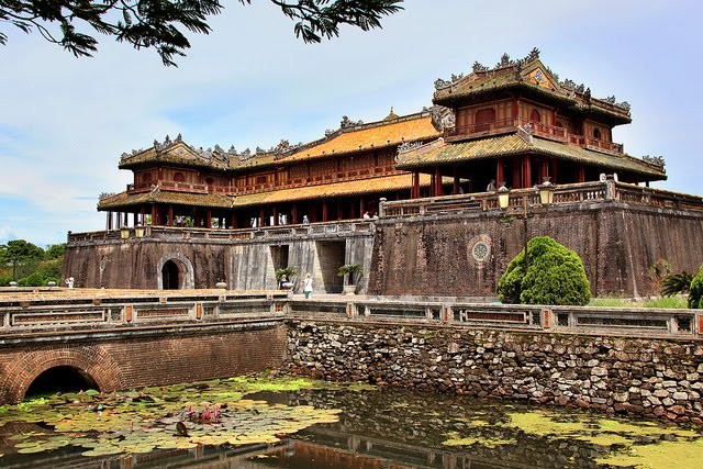 Hue-imperial-city 