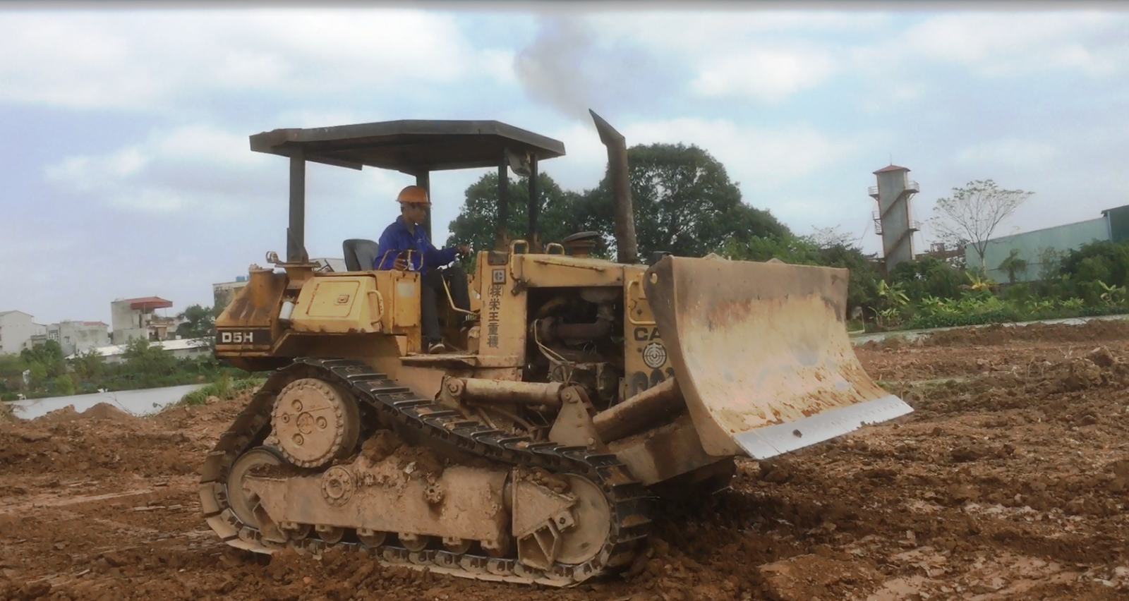 Bulldozer trade test for Vietnam manpower clients- Safe Track Contracting Co.