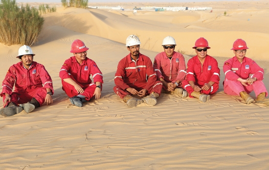 Vietnam oil and gas workers