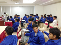 Vietnam Manpower はRENECO – UAE に第1回目の労働者採用を成功に行いました 3