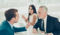 What is a conflict of interest? Solutions to resolve conflicts of interest in the company.