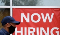 7 Strategies to Hire Employees During Labor Shortage