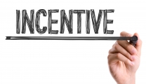 How to set up a robust incentive structure for recruiters?