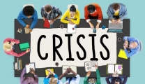 How to identify a crisis in a company?