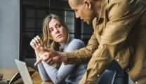 3 Effective Ways To Reprimand Employees Without Causing Conflict