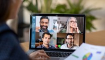 Leading Remote Teams – How to Build Connection and Productivity Across Distance