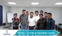 越南人力资源公司的代表团对在Almarai工作的工人进行访问
