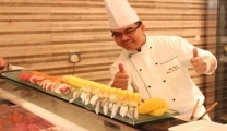 成功為利雅得皇冠假日酒店的日本餐廳招募了10名廚師