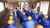 ベトナムマンパワーとSERV S.R.Lの協力により、ルーマニアでは50人以上のベトナム人労働者が建設に従事