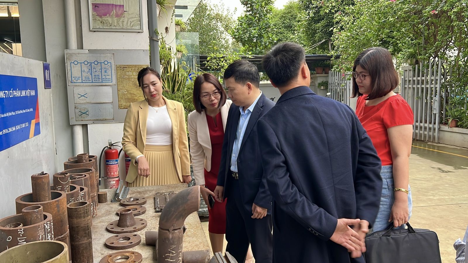 Vietnam Manpower was honored to welcome the Deputy Director of the MOLISA of Bac Kan province.