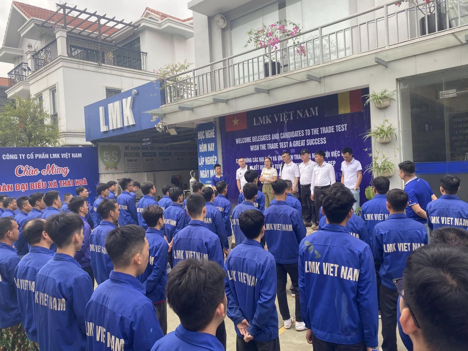 Vietnam Manpower Strengthens Cooperation as SNC Romania Returns for Large-Scale Recruitment