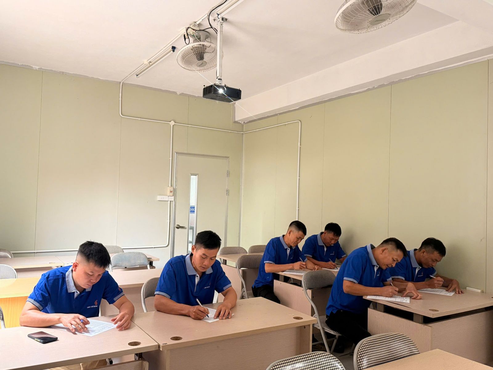 Vietnam Manpower Successfully Sends Vietnamese Workers to Romania for Trusted Construction Partner