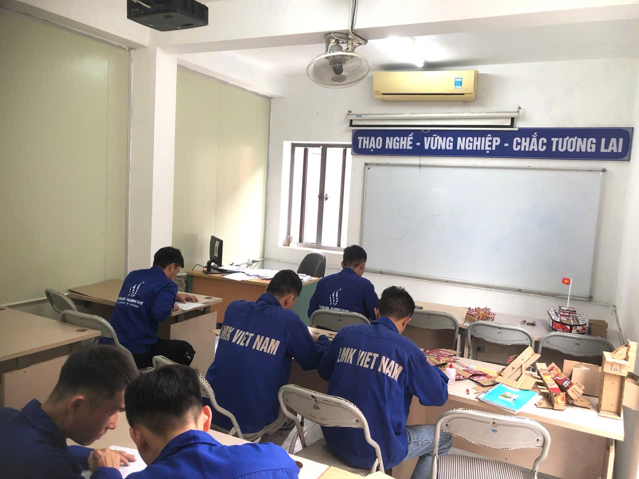 Vietnam Manpower Workers Continue Their Journey to Romania for Better Career Opportunities