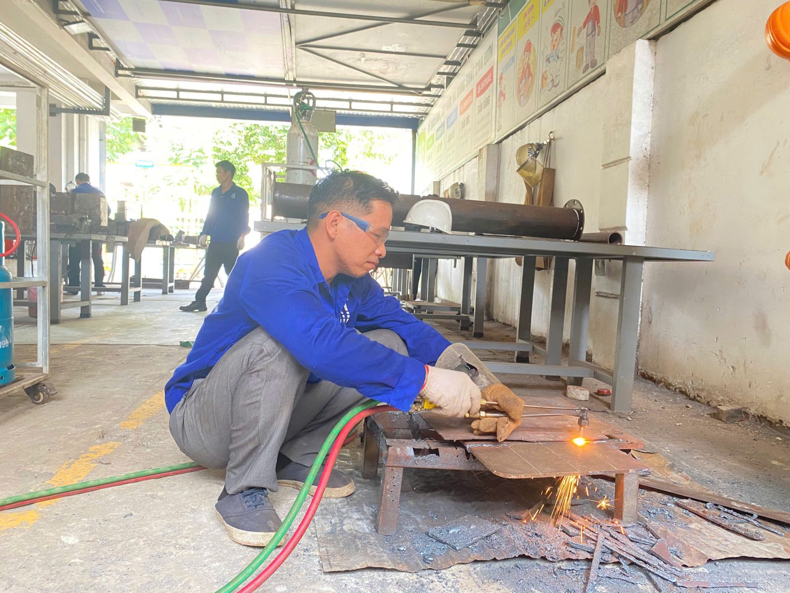 Vietnam Manpower Workers Prepare for Romanian Shipyard Skills Assessment