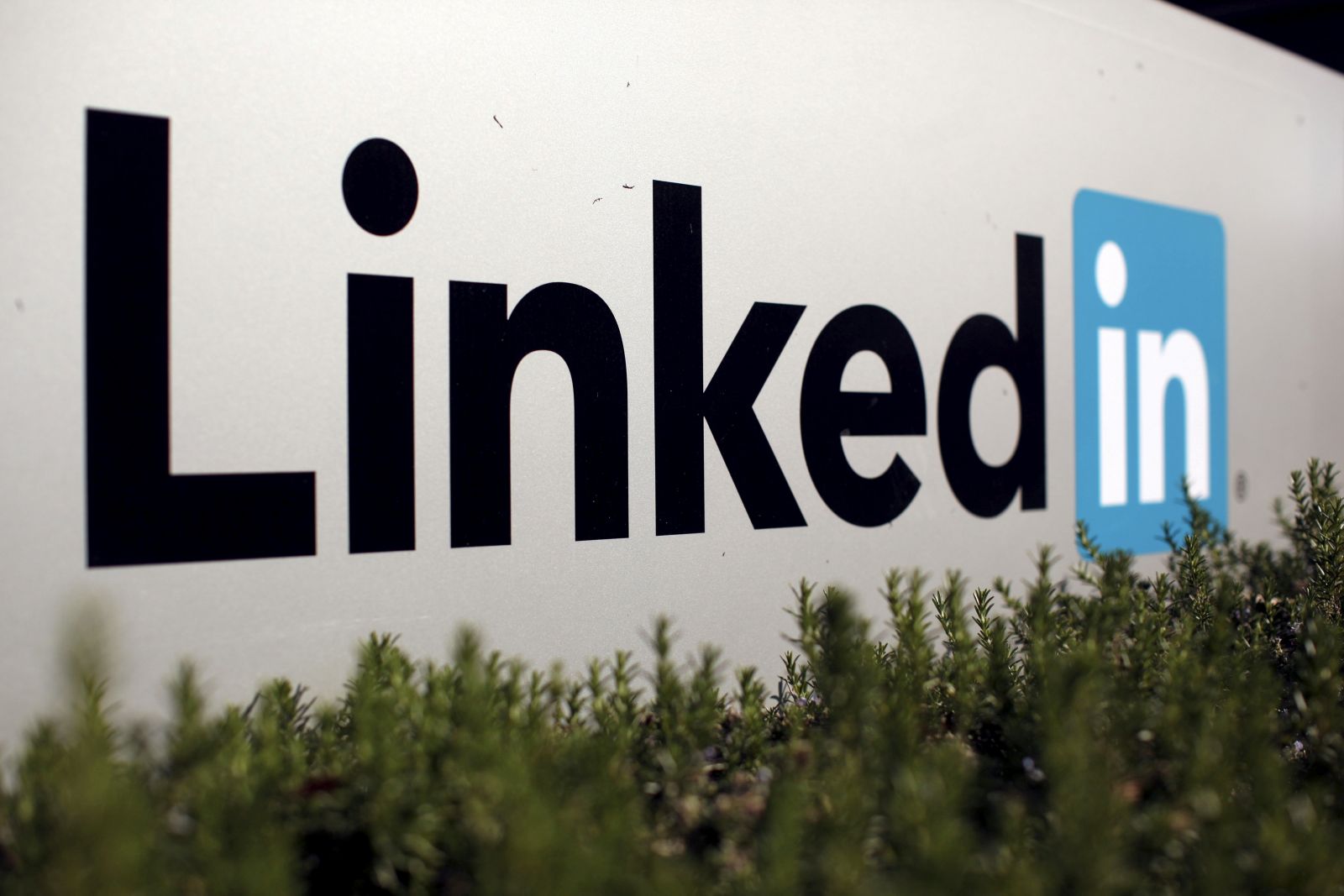Decoding LinkedIn Recruiter: A smart investment or not?