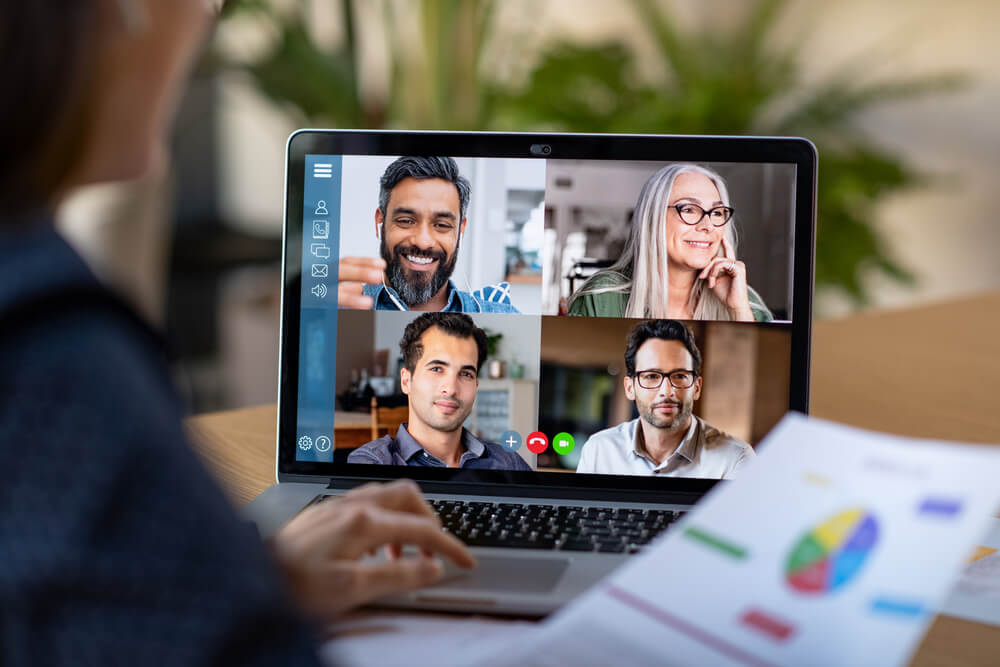 4 tips to lead a world-class remote marketing team