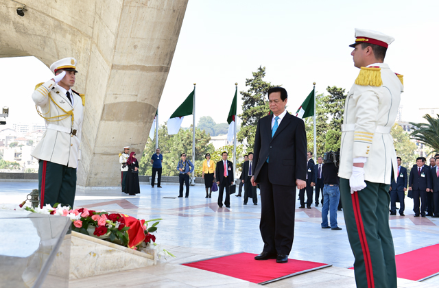 الزيارة الرسمية لرئيس الوزراء نجوين تان دونج إلى الجزائر3