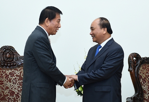 PM Nguyen Xuan Phuc receives Viet Nam-Japan Special Friendship Ambassador Ryotaro Sugi, Ha Noi, September 20, 2016