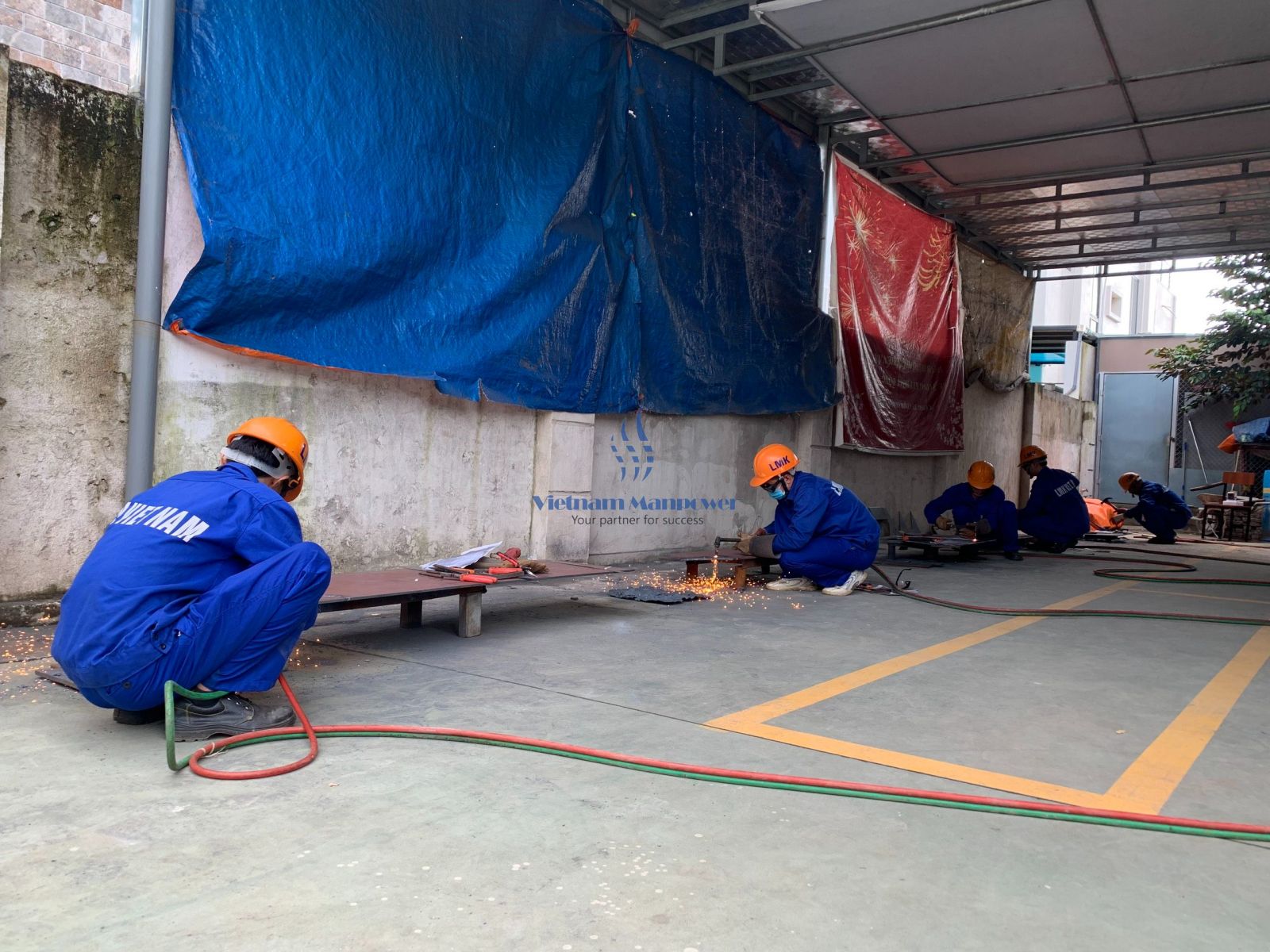 Vietnam Manpower supplied fitter for shipbuilding factory in Romania (19/09/2023)